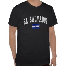 What types of traditional clothing are worn in El Salvador?